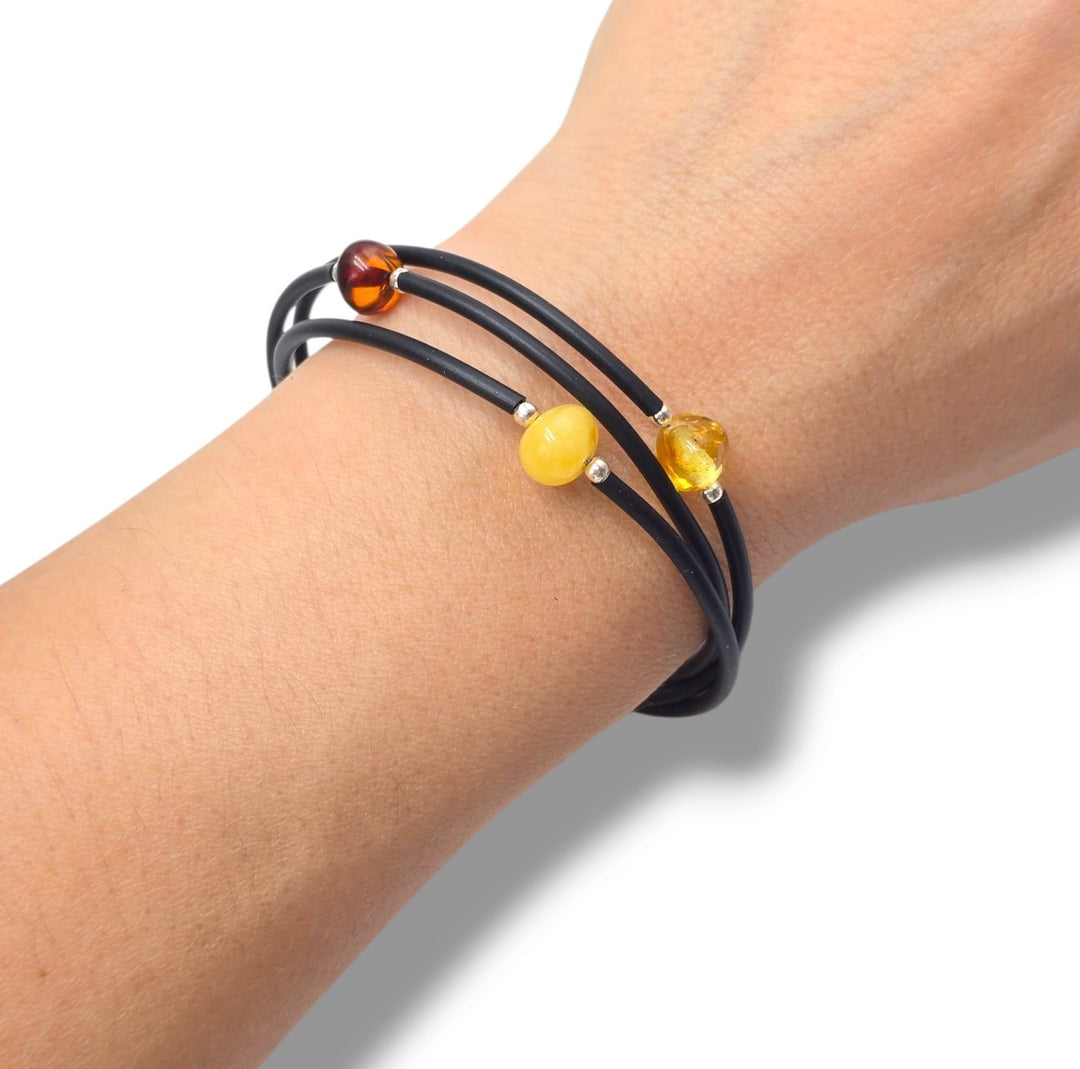 Bracciale tris di ambre montate in caucciù e acciaio