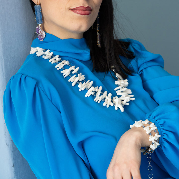 Collana rami in corallo e cianite montata su argento