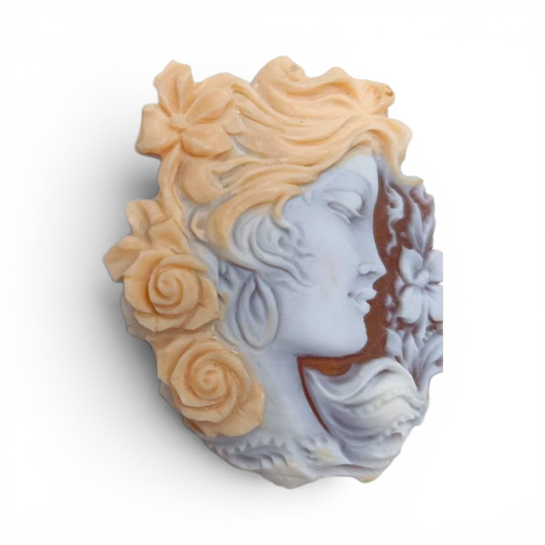 Ciondolo Dea dei Fiori di Cammeo