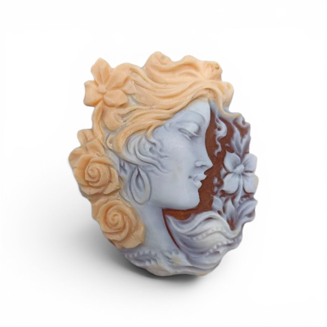 Ciondolo Dea dei Fiori di Cammeo