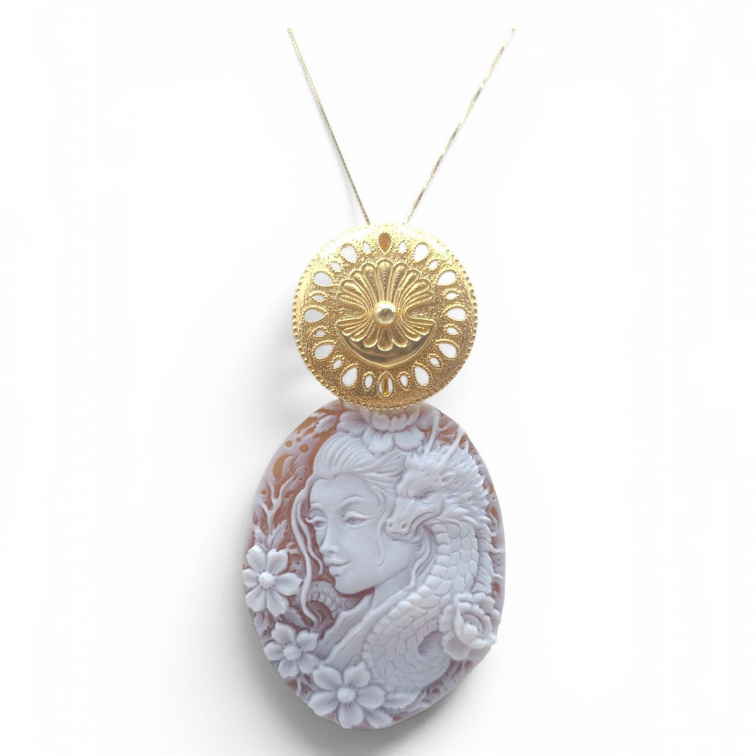 Donna Samurai Hikari (光) di Cammeo montato in Argento Dorato