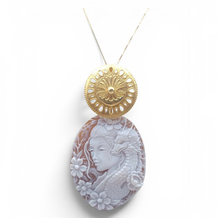 Donna Samurai Hikari (光) di Cammeo montato in Argento Dorato
