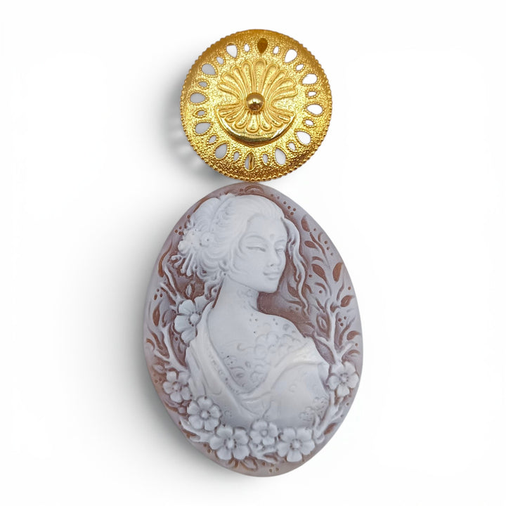 Donna Samurai Sakura (桜) di Cammeo montato in Argento Dorato