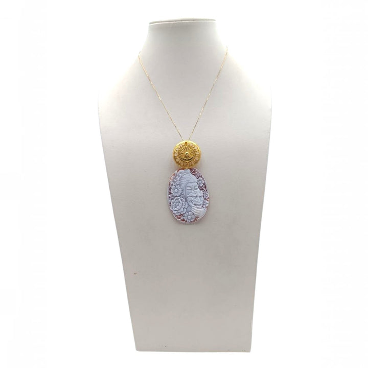 Donna Samurai Tomoe (巴) di Cammeo montato in Argento Dorato