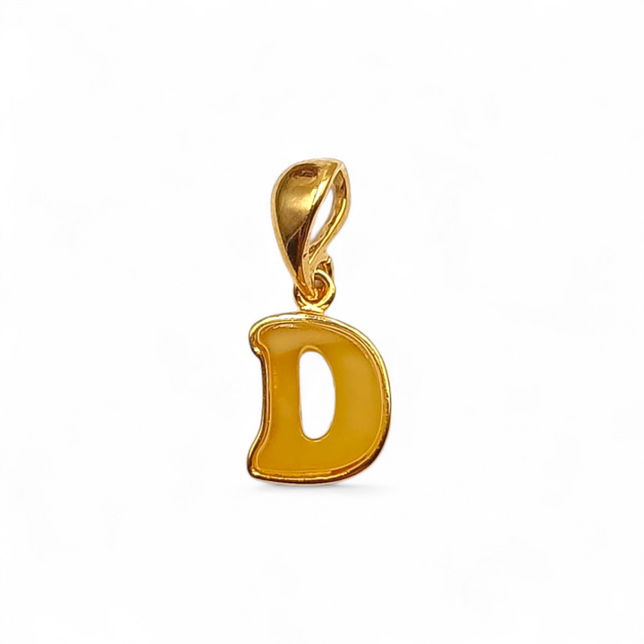 Iniziale Lettera D di Ambra montata in Argento Dorato