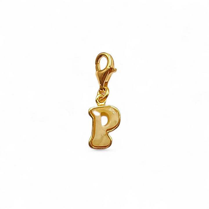 Iniziale Lettera P di Ambra montata in Argento Dorato