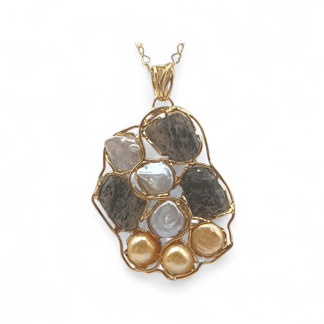 Collana con Ciondolo in Perle Barocche, Corallo, Labradorite e Citrino