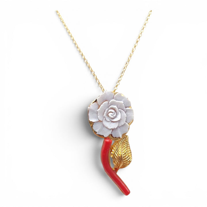 Ciondolo e Spilla Rosa di Cammeo e Corallo montato in Argento Dorato