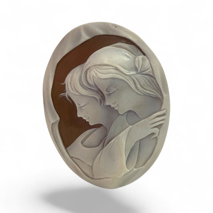 “Athena &amp; Artemis” pendant – Wisdom and independence, two very famous Greek goddesses, in sardonyx cameo mounted on silver