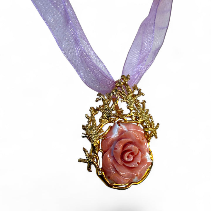 Collana ciondolo rosa di corallo Cerasuolo montato in argento galvanica oro