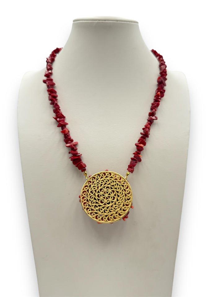 END OF COLLECTION - CORAL PASTE NECKLACE MOUNTED ON GOLD-PLATED STAINLESS STEEL