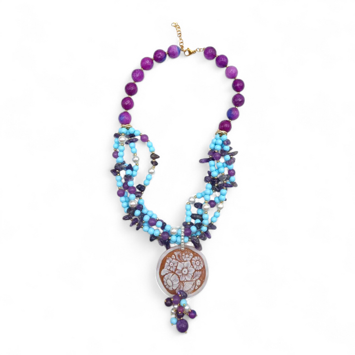 Collana di Agata, Ametista, Turchese e Perle con Cammeo Floreale