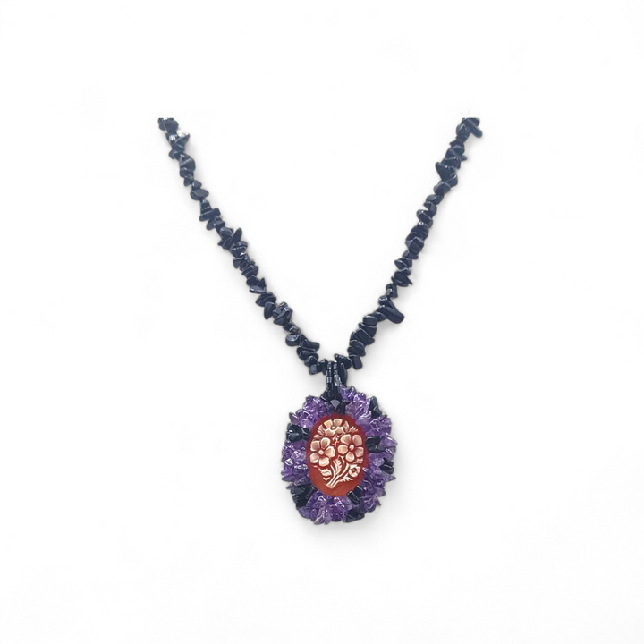 Collana Floreale di Cammeo, Ametista e Corallo montata in Argento