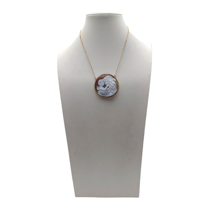 Collana Connubio d'amore di Cammeo montato in Argento Dorato