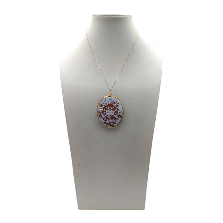 Ciondolo Geisha di Cammeo montato in Argento Dorato