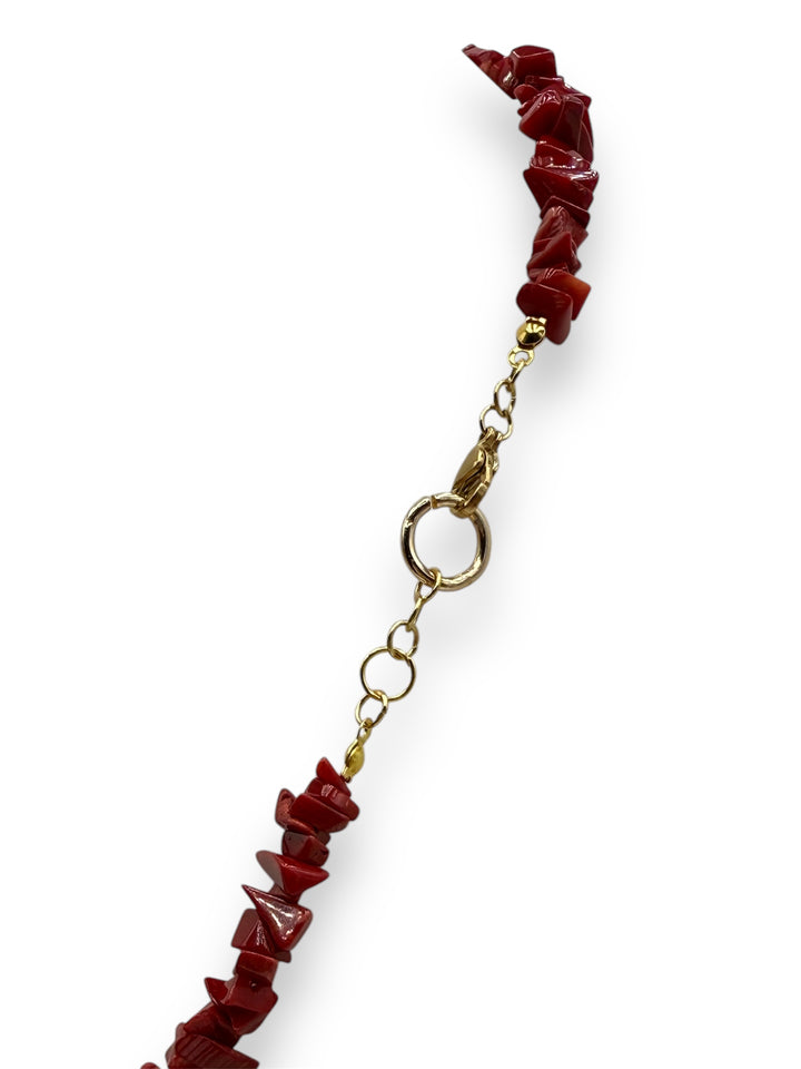 END OF COLLECTION - CORAL PASTE NECKLACE MOUNTED ON GOLD-PLATED STAINLESS STEEL