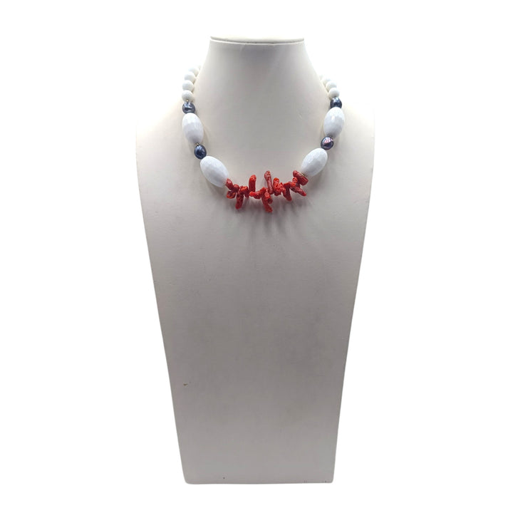 Collana di Corallo, Agata e Ematite montata in Argento Dorato