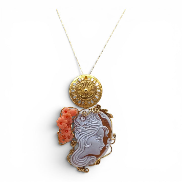 Ciondolo Dama dei Fiori di Cammeo e corallo montato in Argento Dorato