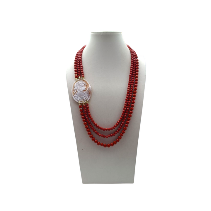 Collana Multifili con Dama dei Fiori di Cammeo e Pasta di Corallo montata in Acciaio Dorato