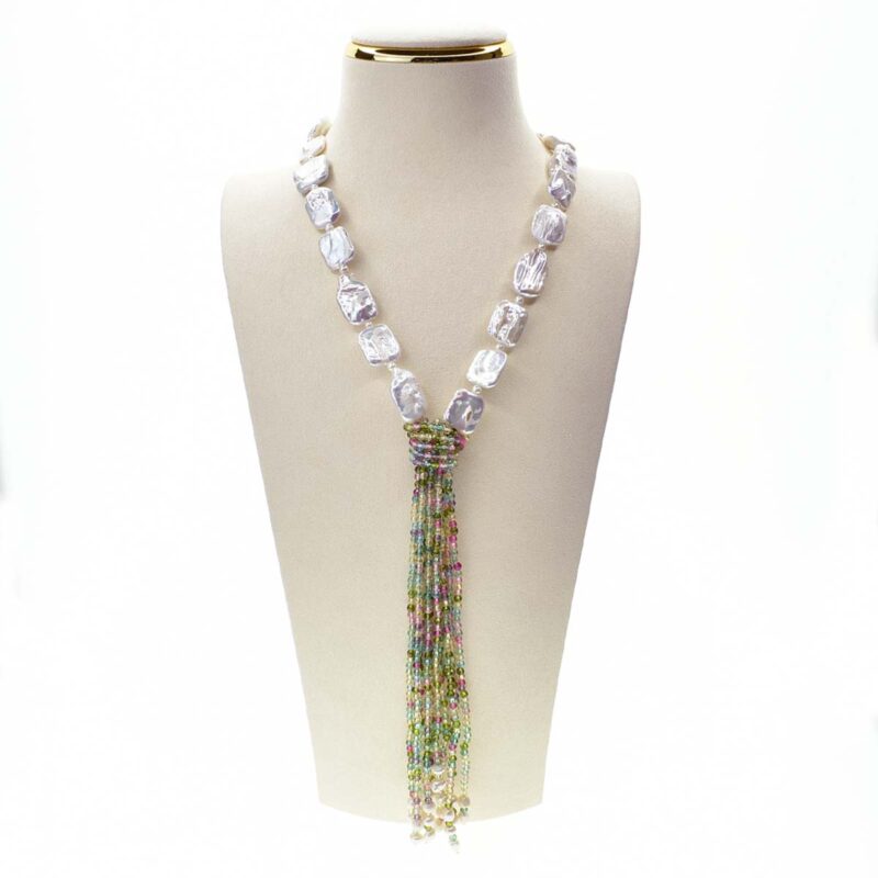 Pearl and rock crystal necklace