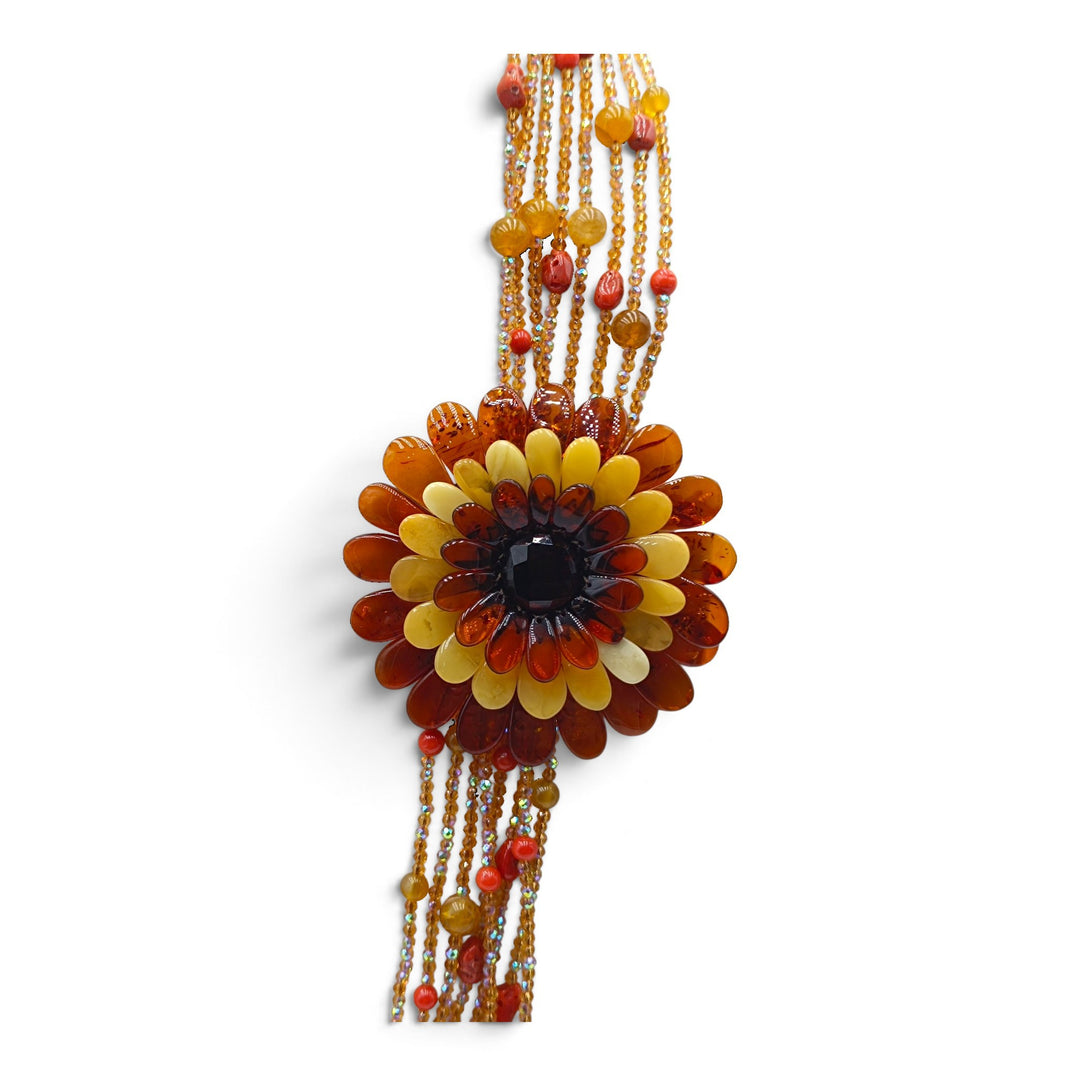 Collana Fiore di Ambra, Corallo e Cristalli montata in Cotone