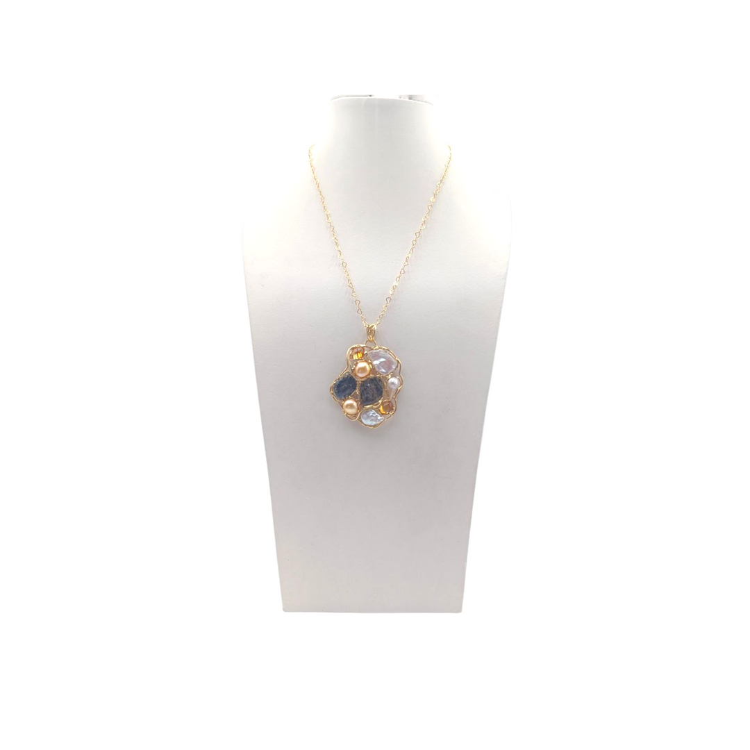 Collana con Ciondolo in Perle Barocche, Corallo, Labradorite e Citrino