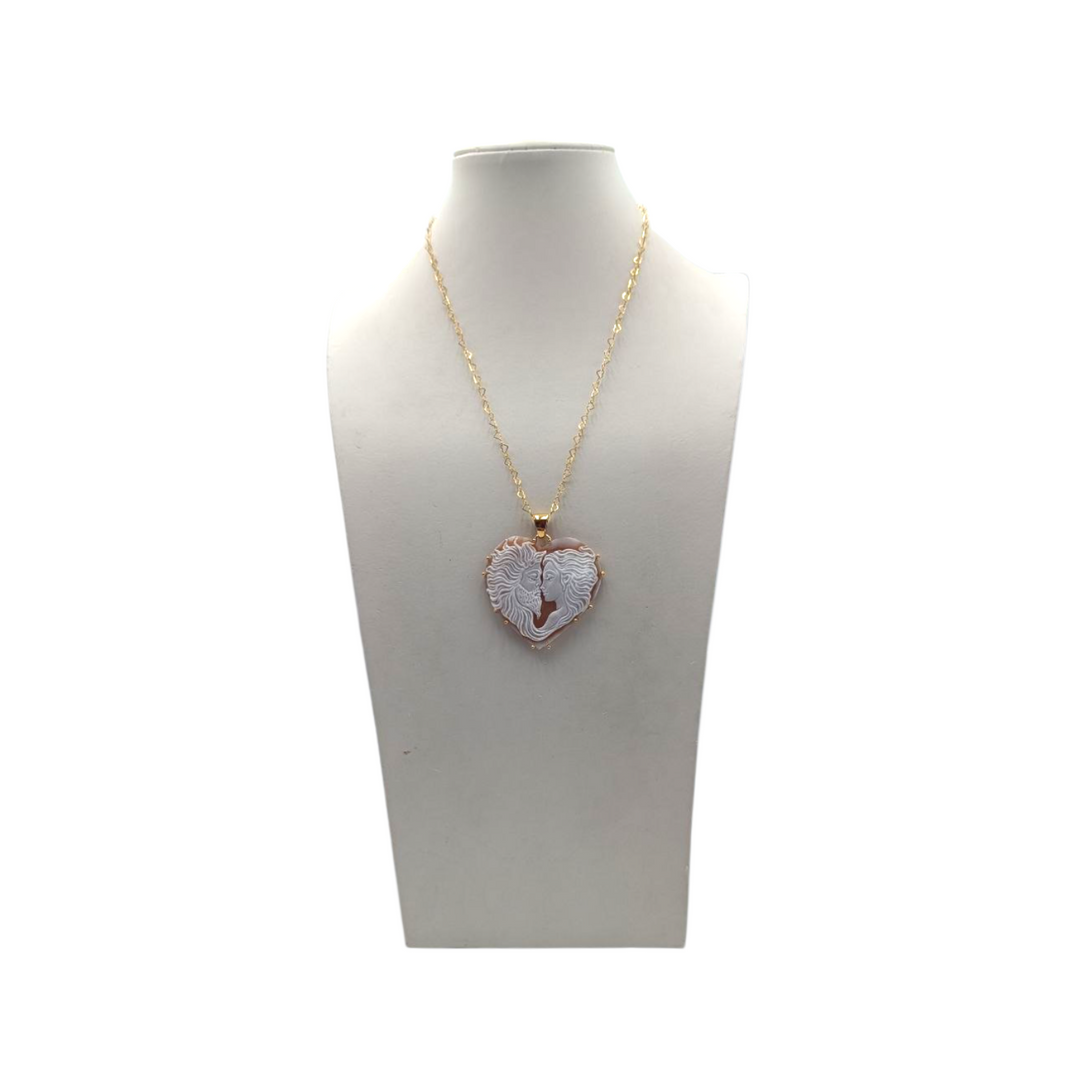 Collana con Ciondolo Lui&Lei di Cammeo montato in Argento Dorato