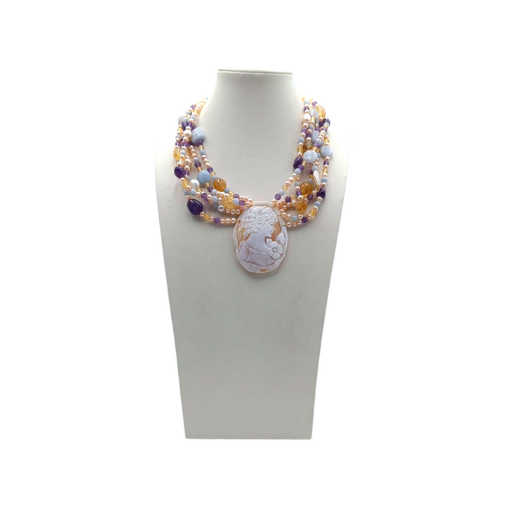 Collana con Cammeo, Perle, Ametista, Citrino e Agata montata in Cotone