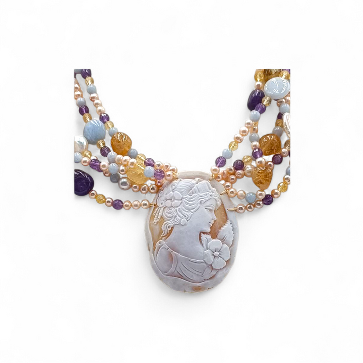 Collana con Cammeo, Perle, Ametista, Citrino e Agata montata in Cotone