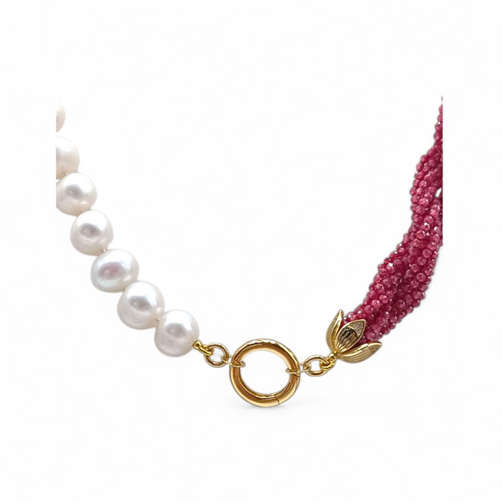 Collana con Perle e Zirconi montata in Argento Dorato