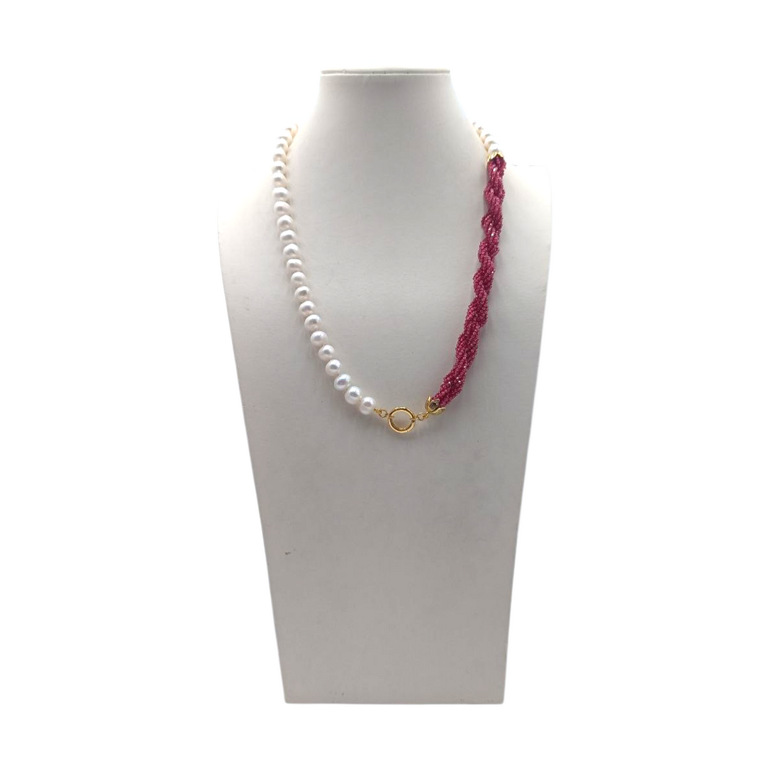 Collana con Perle e Zirconi montata in Argento Dorato