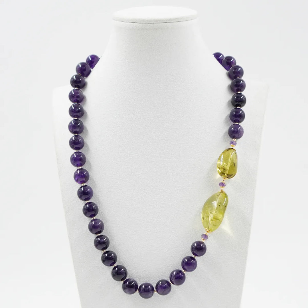 Collana ametista e ambra verde montata in argento dorato
