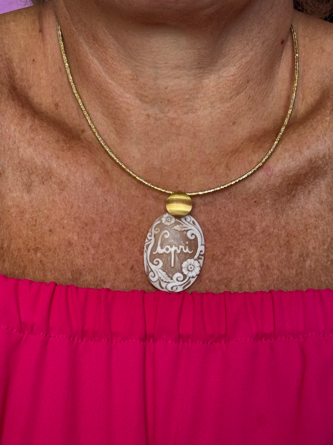 Collana ciondolo “Capri” di cammeo sardonico montato in argento