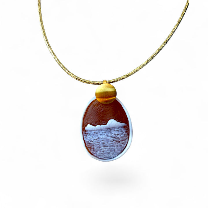 Collana ciondolo “caprese” di cammeo sardonico montato in argento