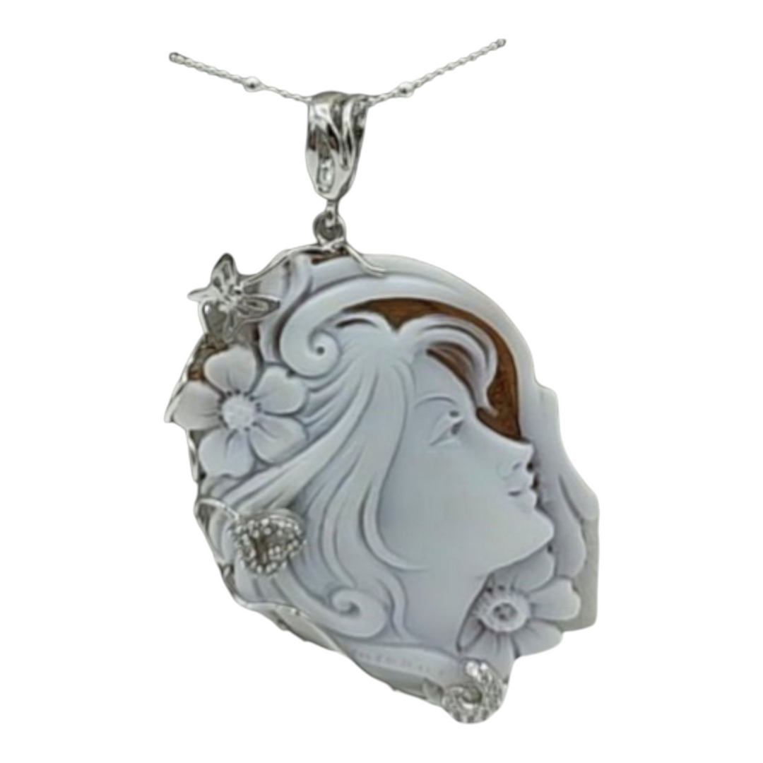 Collana ciondolo dea del sogno in cammeo montata su argento Lucia Vitiello Gioielli di Napoli