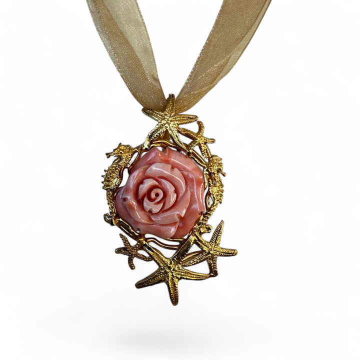 Collana ciondolo rosa di corallo Cerasuolo montato in argento dorato