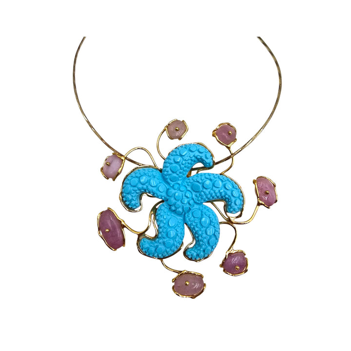 Collana ciondolo “stella” di cammeo incisa su pasta di turchese montata su ametista e argento galvanica oro