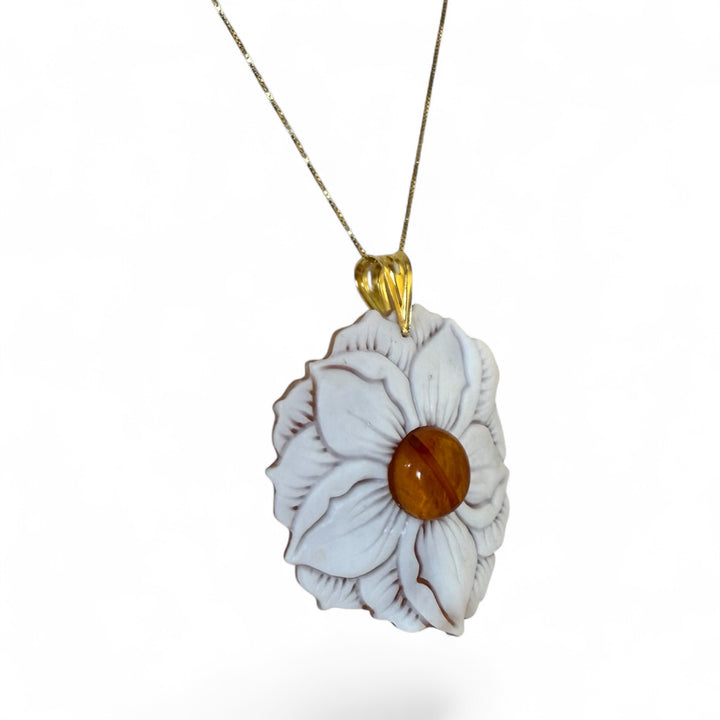 Dahlia cameo and amber necklace set in silver