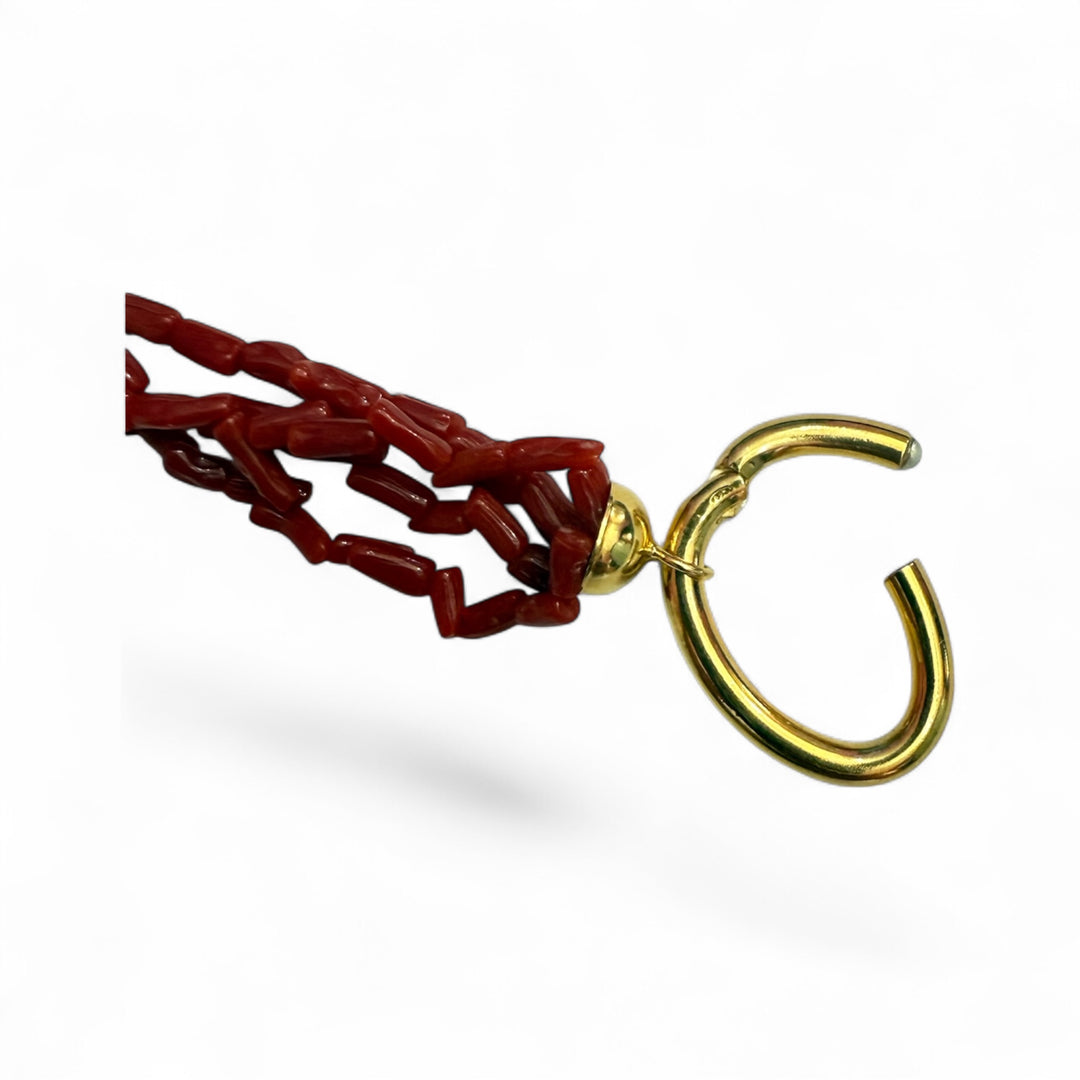 Collana di corallo rosso del mediterraneo montato in argento
