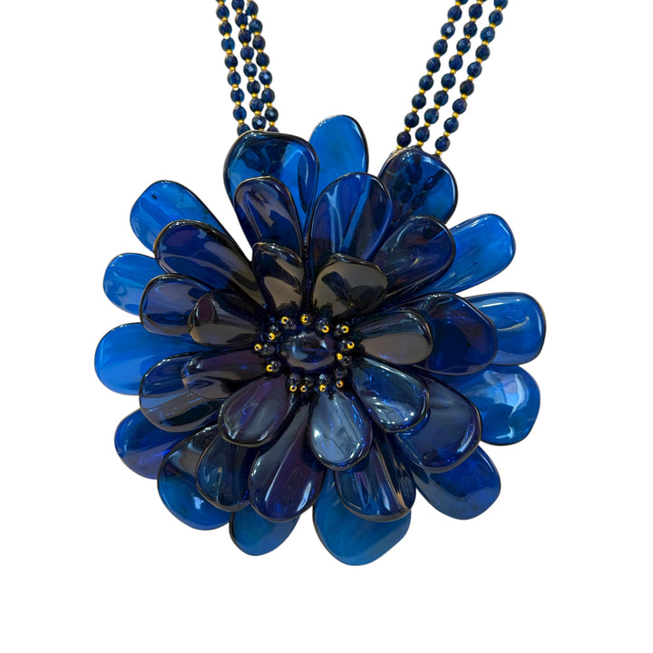 Collana Fiore Orchidea in Ambra Blu e Ematite Dorata