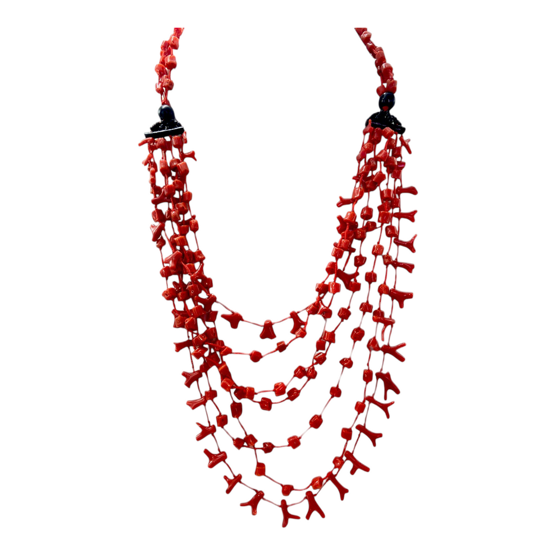 Collana frange in corallo e onice nero Lucia Vitiello Gioielli di Napoli