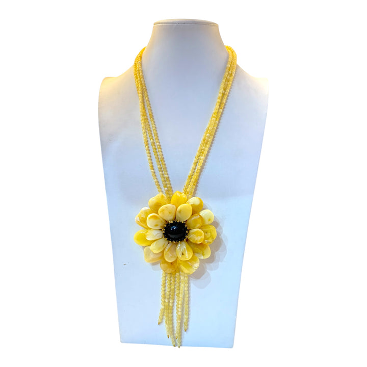 Collana Girasole di Ambra Gialla montata in Argento Dorato