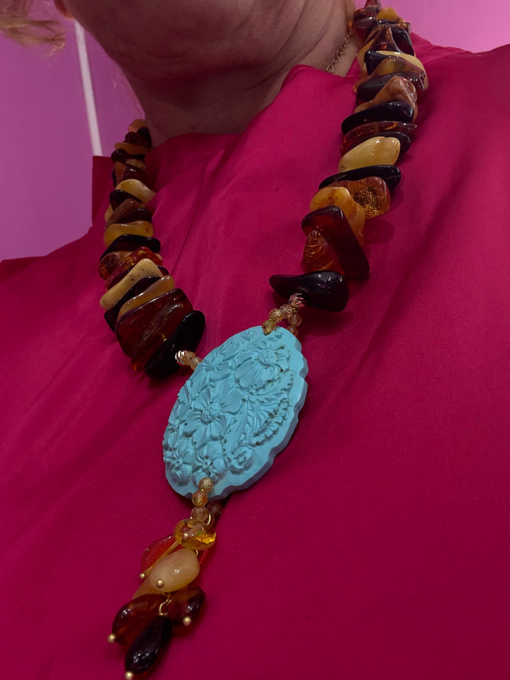 Collana medaglione fiore di pasta di turchese e ambra multicolore