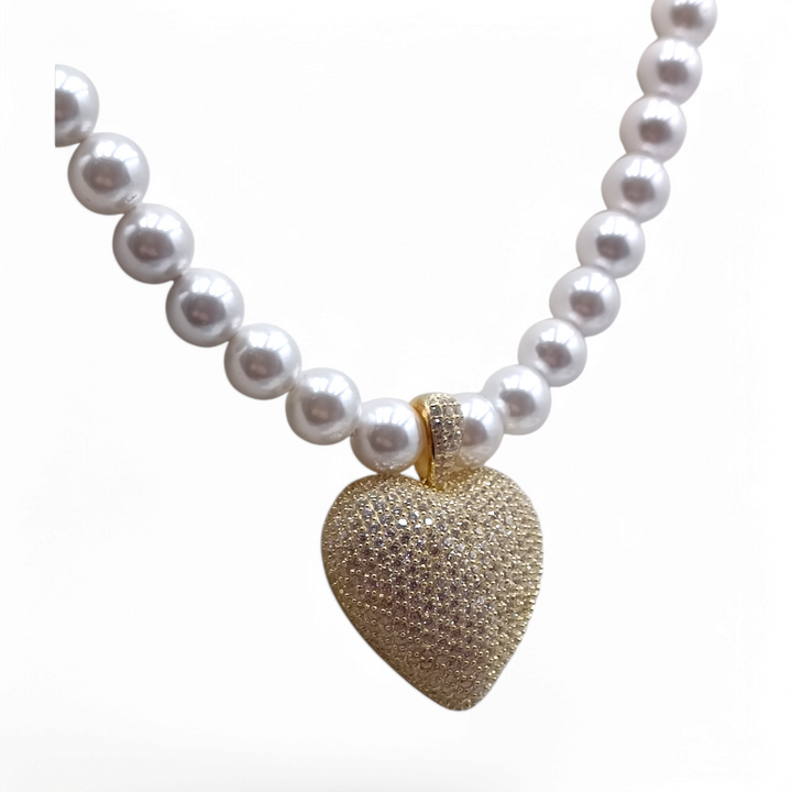 END OF COLLECTION - Heart necklace in zirconia and Mallorca pearls mounted on silver