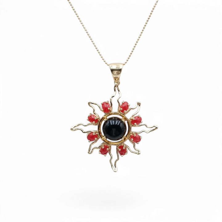 "Sun" pendant necklace in onyx and coral mounted on silver
