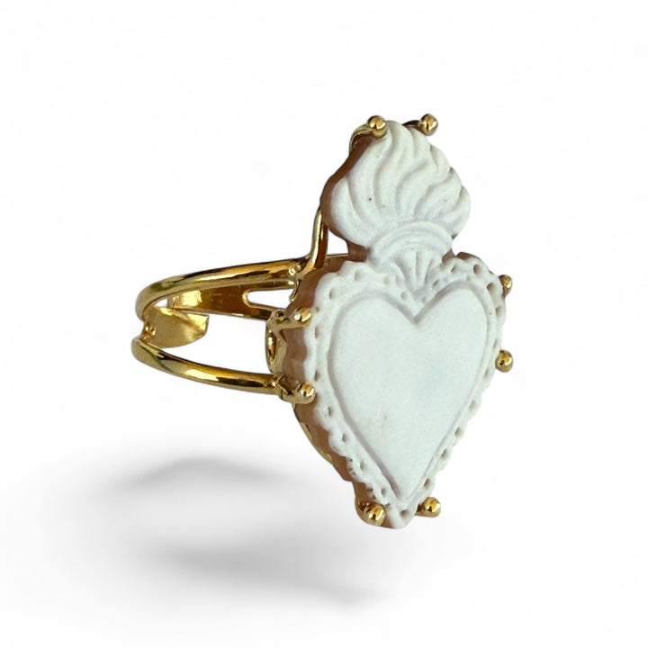 End of collection - "Sacred heart" ring in sardonic cameo mounted in 18kt gold-plated silver