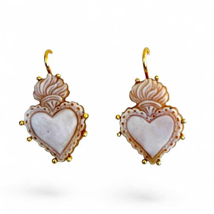 End of collection - "sacred heart" earrings in sardonic cameo mounted on gold-plated silver