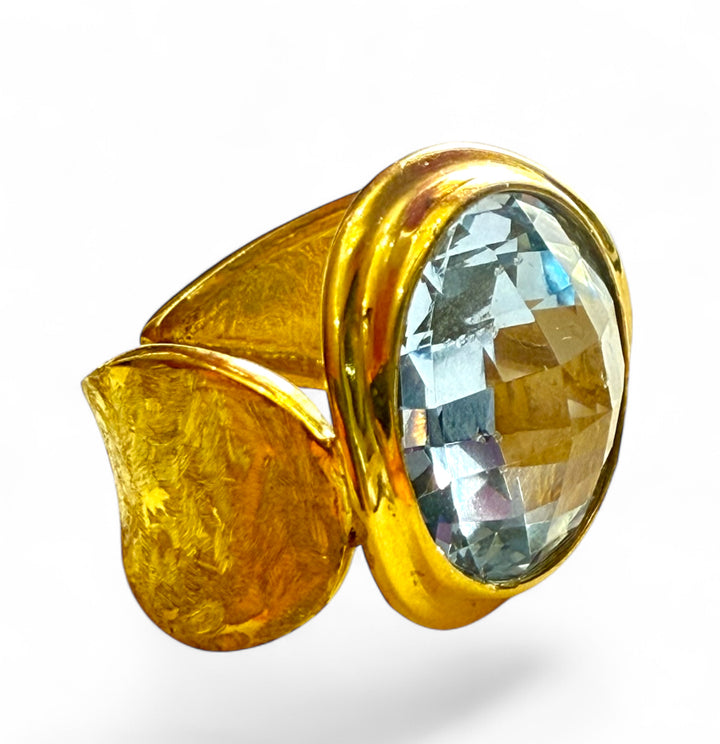 Anello quarzo sfaccettato montato in argento placcato oro