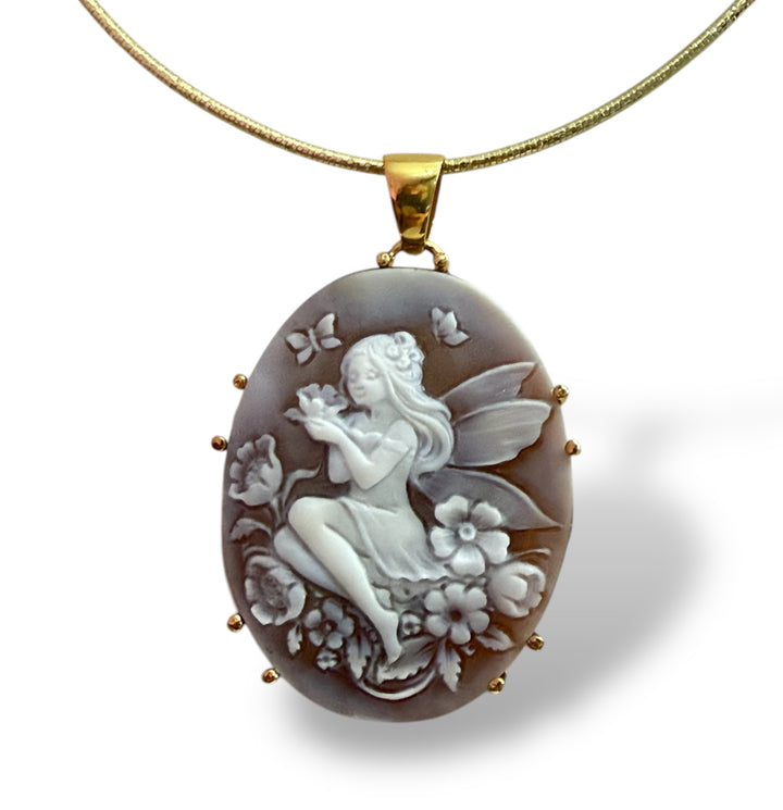 "The Fairy of Dreams" pendant necklace in sardonic cameo and mounted on silver