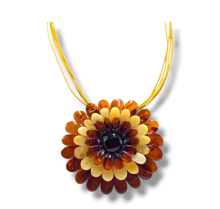 Collana “ Fiore di ambra “ multicolore del mar baltico